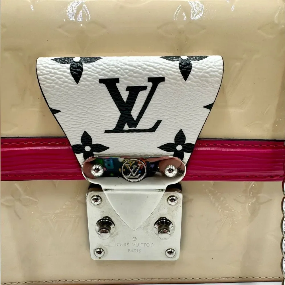 Auth Louis Vuitton LV Wynwood Monogram Vernis Epi Leather Crossbody Bag 2way